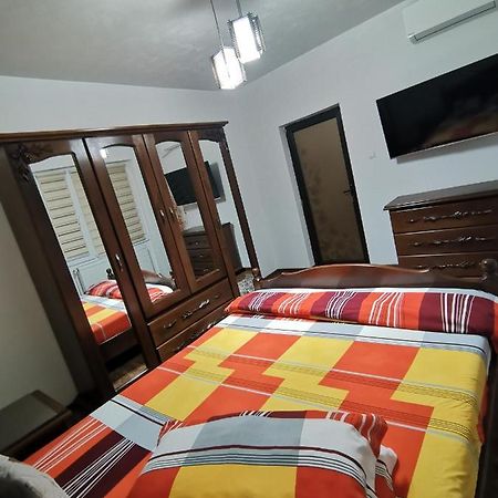 Apartament Central Baile Herculane公寓 外观 照片
